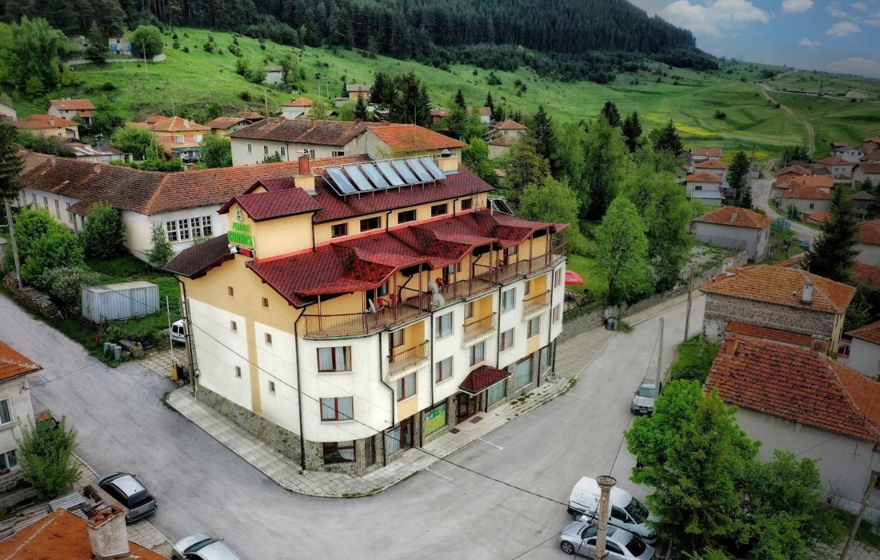 Boryka Family Hotel Asikoria Exterior photo