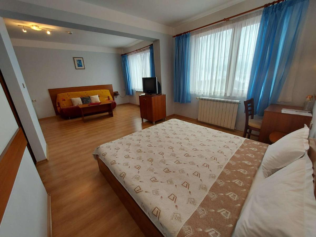Boryka Family Hotel Asikoria Exterior photo