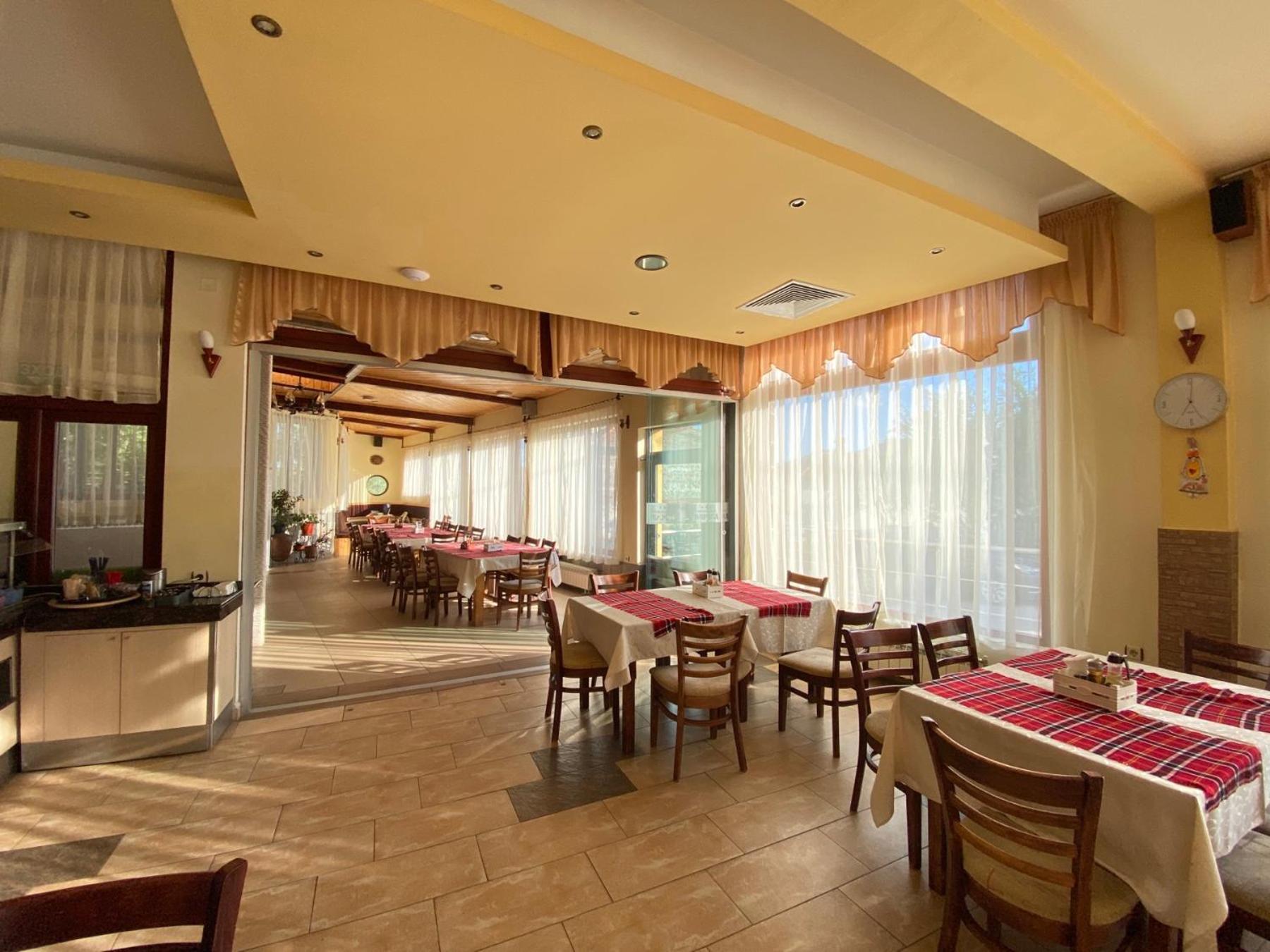 Boryka Family Hotel Asikoria Exterior photo