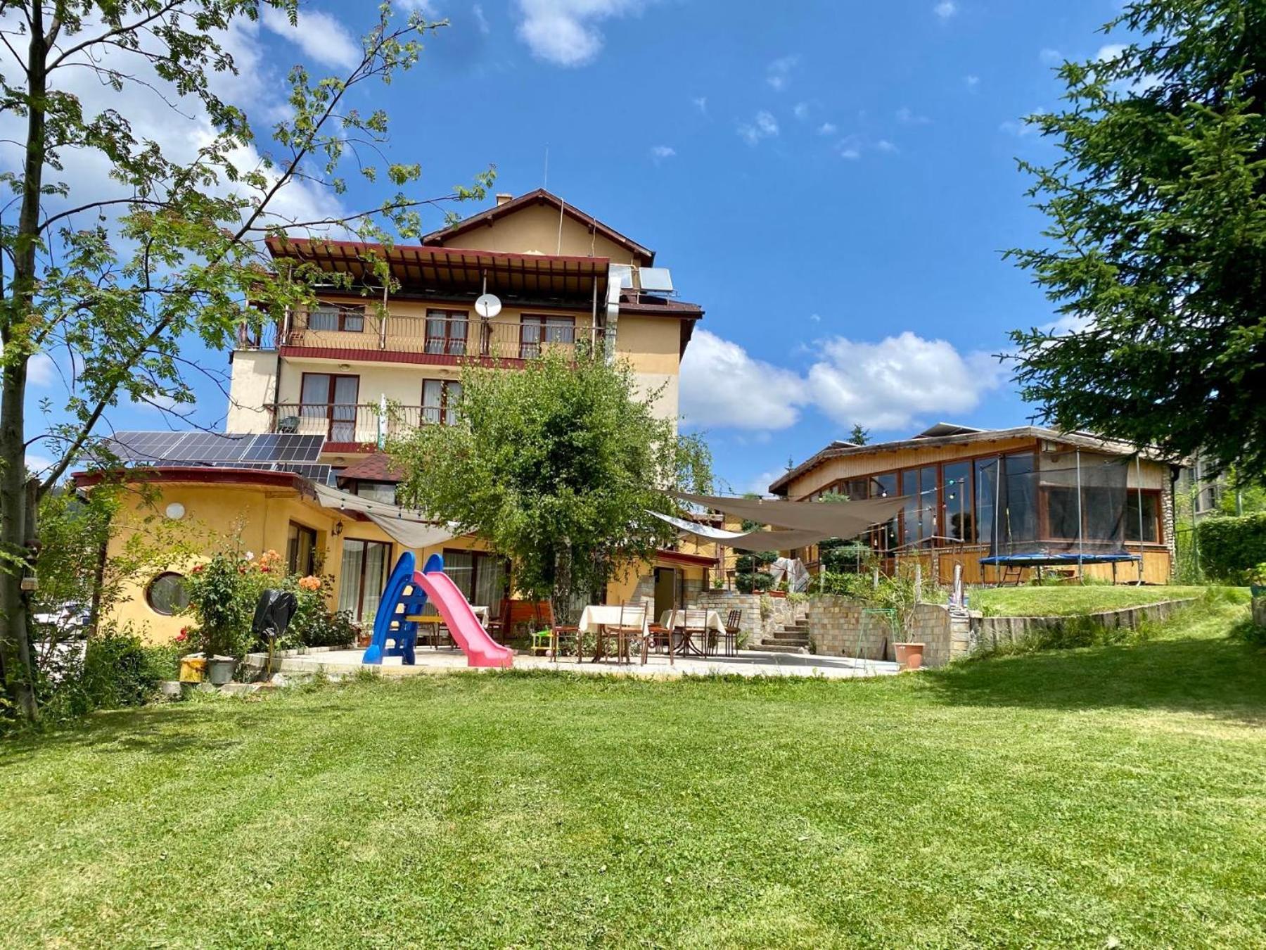 Boryka Family Hotel Asikoria Exterior photo