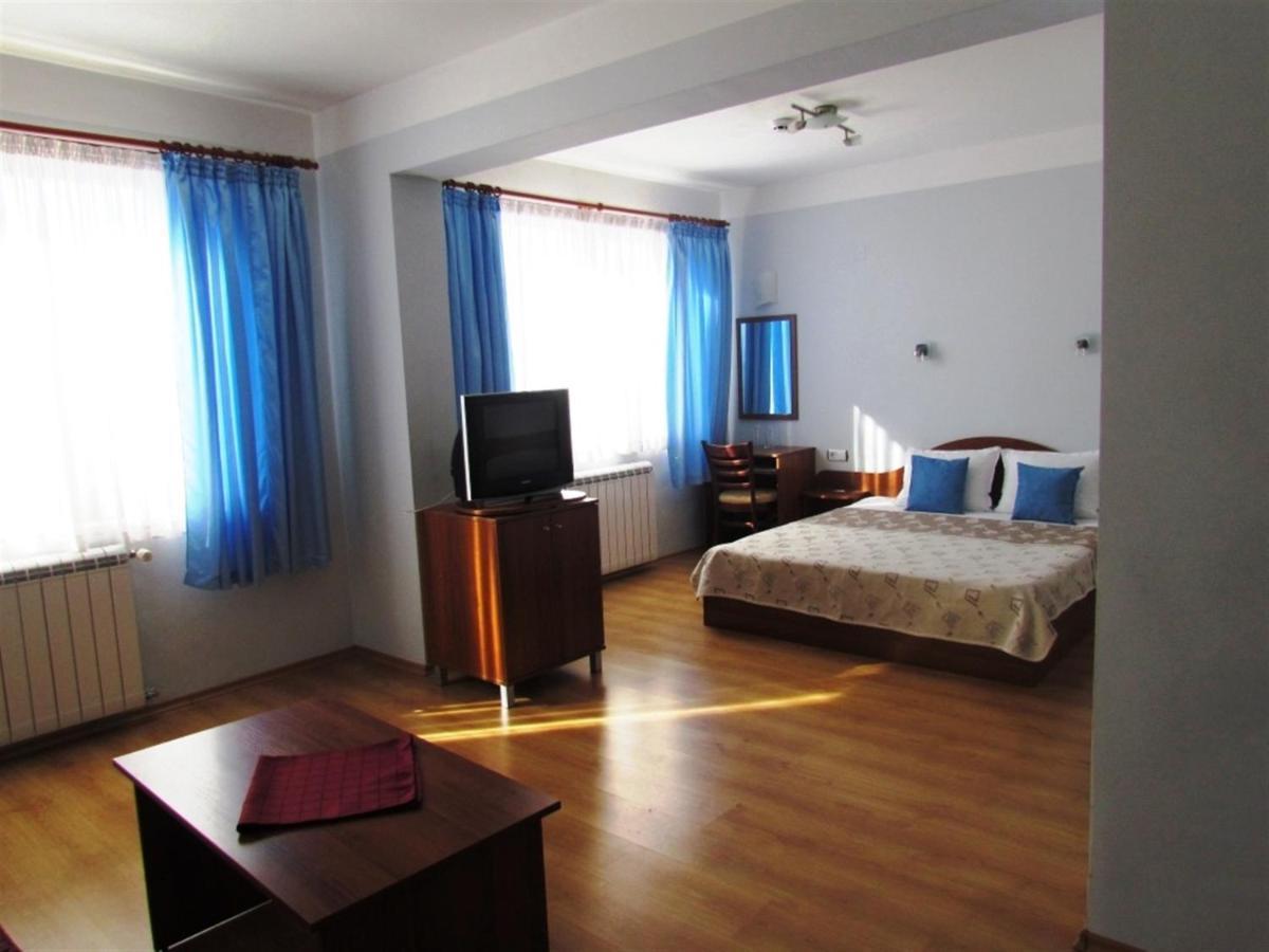 Boryka Family Hotel Asikoria Exterior photo
